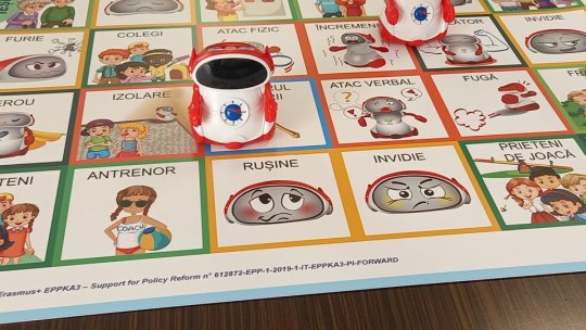 Roboți împotriva hărțuirii în 15 școli din județ (VIDEO)