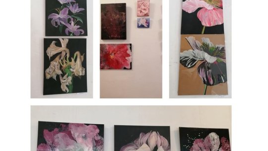 Flori în Bibliotecă " expoziție la Biblioteca Județeană din Brașov (VIDEO)