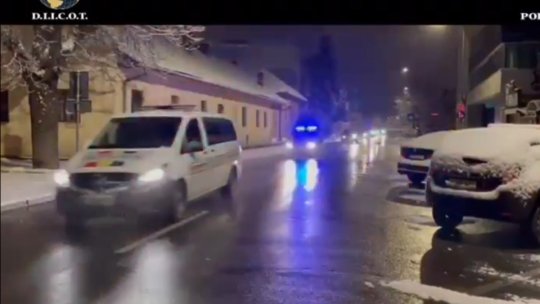 Percheziții la traficanții de migranți (VIDEO)