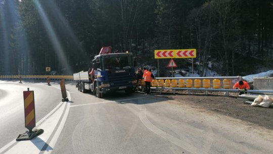 Parapete pe role, pentru creșterea siguranței în trafic, pe DN1