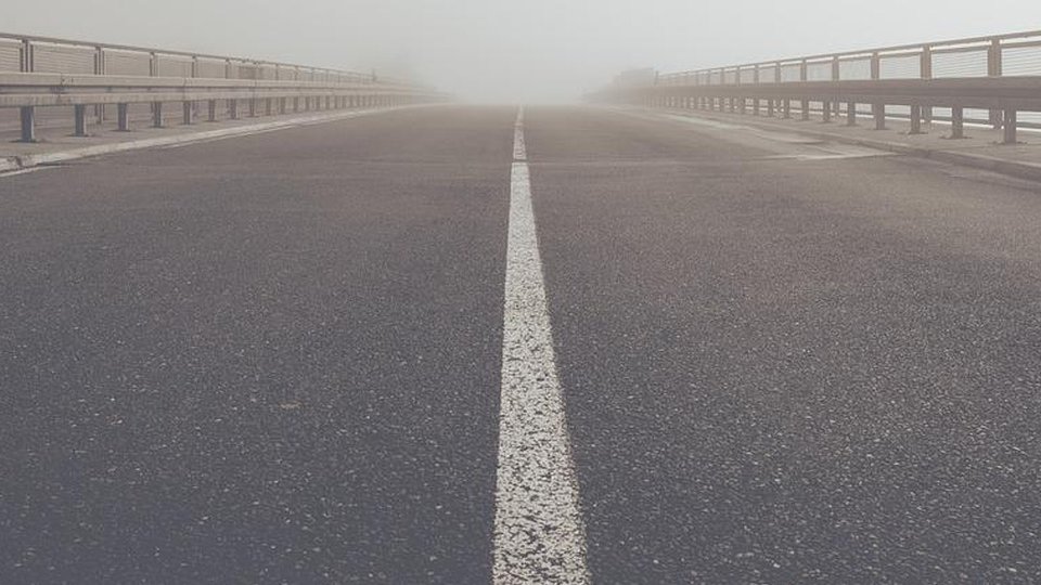 Românii vor putea circula pe drumurile expres din ţară cu o viteză maximă de 120 de kilometri/oră