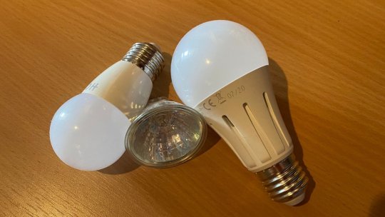 Becuri, baterii sau electronice mici, colectate la școală, la Râșnov