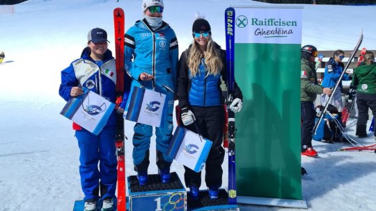 Ania Caill, pe podiumul competiției de coborâre din Italia