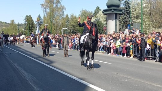 Junii, aplaudați de peste zece mii de brașoveni și turiști