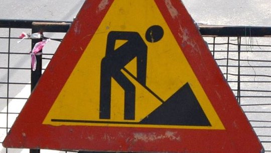 Trafic întrerupt, de astăzi, pe strada 1 Decembrie 1918 din Făgăraș