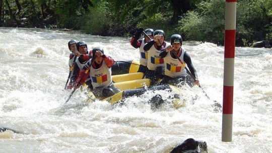 7 sportivi din Brașov, la Campionatul Mondial de Rafting
