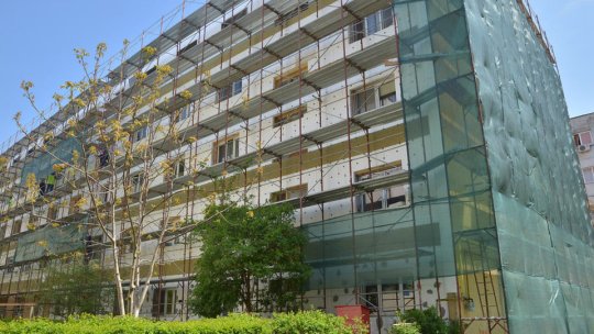 Soluții și tehnologii de eficientizare energetică. Caravana nZEB Roadshow, între 4 și 7 mai, la Brașov