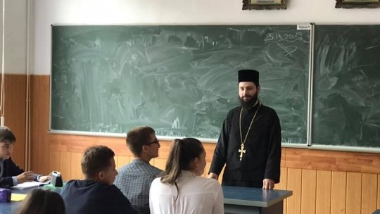 Liceele vocaționale încep probele de aptitudini, din a doua jumătate a lunii. Ce se cere la Seminarul Teologic