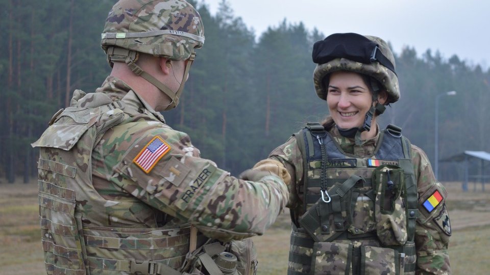 Armata Română caută soldați