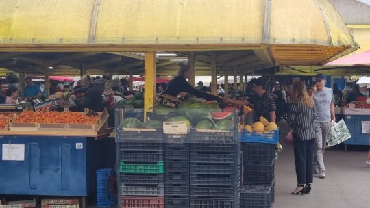 Vara, nutriționiștii recomandă să consumăm cât mai multe fructe și legume. Care sunt prețurile în piețele brașovene