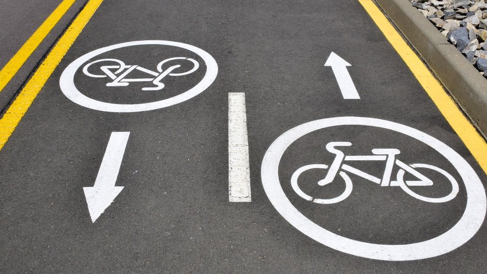 Municipalitatea vrea piste de biciclete care să lege centrul istoric de Pietrele lui Solomon