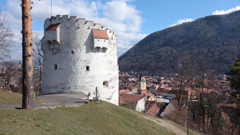 Turnuri, bastioane și monumente reabilitate