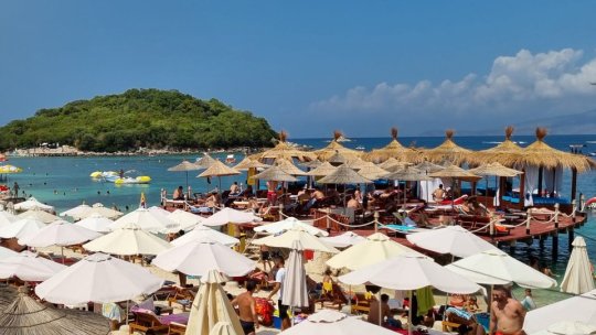 Sezonul estival umple saloanele de bronzat și de masaj, dar și sălile de sport din Brașov