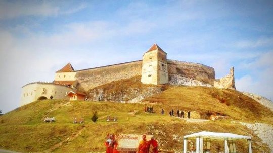 Lucrările la Cetatea Râșnov au fost oprite