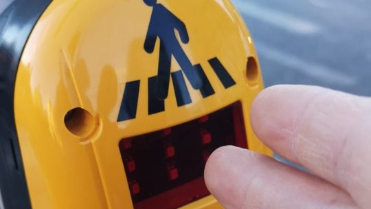 Noi semafoare în oraș, limitatoare de viteză, dar și un nou sens giratoriu, pe strada Carpaților