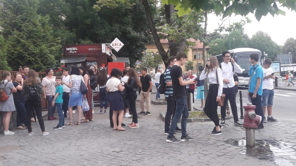 A început admiterea la liceu. Până în 11 iulie, candidații completează fișele cu opțiuni, în 14 iulie își află locul în liceu