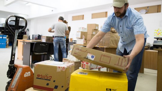 Poşta Română pune la dispoziţia clienţilor serviciul de curierat rapid "door-to-door"