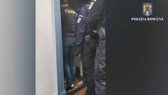 Percheziții la Brașov. Grup infracțional bănuit de înșelăciune cu consecințe deosebit de grave