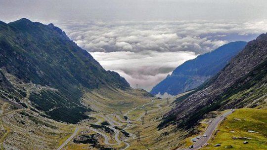 Zeci de amenzi aplicate, într-o singură zi, pe Transfăgărășan
