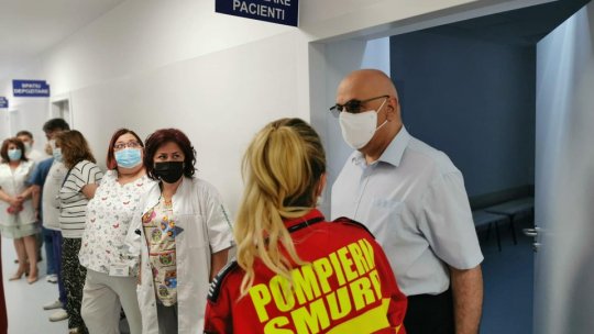 Sistemul medical de urgenţă din România se confruntă cu o lipsă acută de personal, spune Raed Arafat