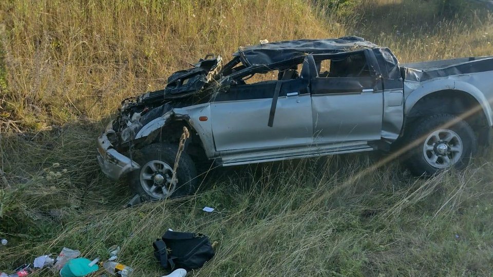 Accident cu victime, la Rupea. O mașină a lovit un cap de pod