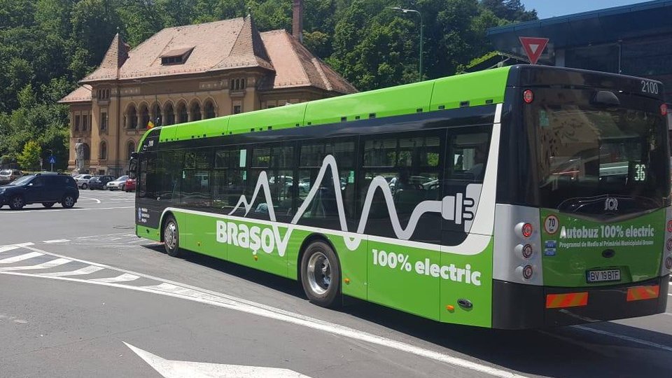 Municipalitatea vrea să cumpere, cu bani nerambursabili, 23 de autobuze noi, nepoluante