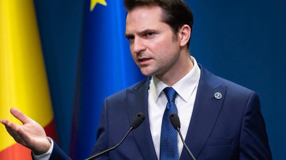 Conducerea Ministerului Educaţiei va fi preluată interimar de către ministrul Cercetării, Sebastian Burduja