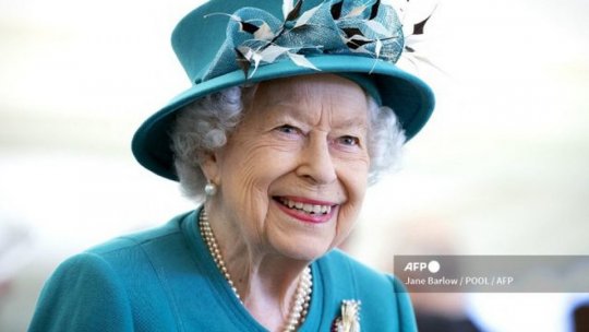 PORTRET: Regina Elisabeta a II-a a Marii Britanii şi Irlandei de Nord