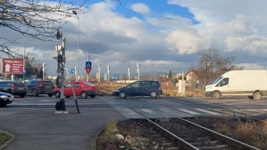 Pasaj auto suprateran de traversare a căii ferate din Bartolomeu