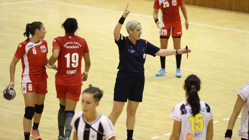 Fostul arbitru internațional de handbal, Diana Ciulei, implicată într-un scandal de amploare
