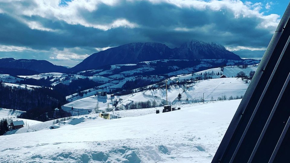 Locuri de cazare inedite din județul Brașov
