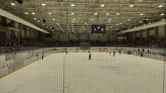 Victorie pentru hocheiștii brașoveni