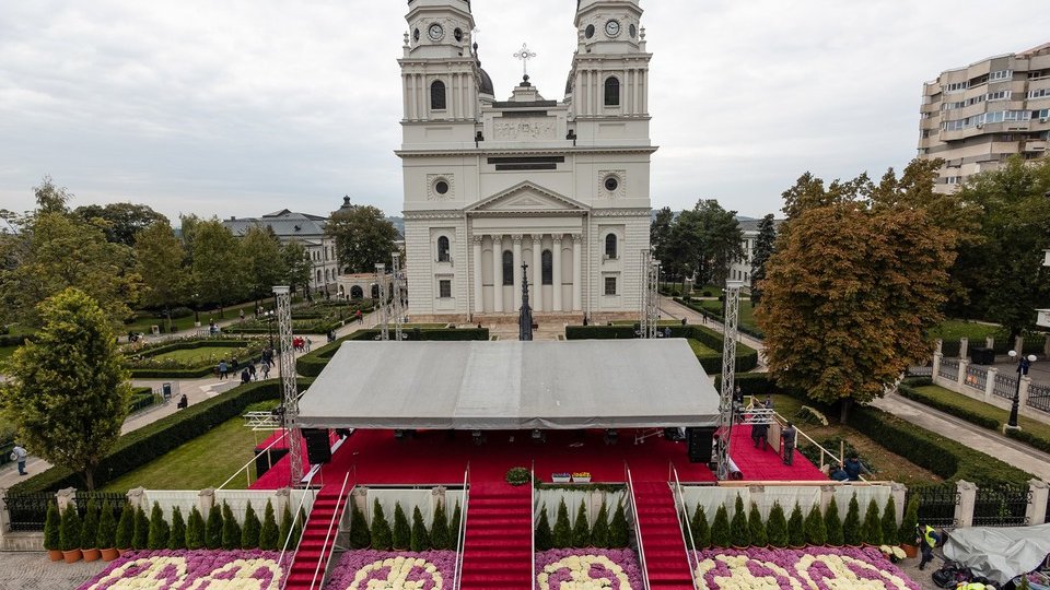 Mii de pelerini sunt prezenți la Iași