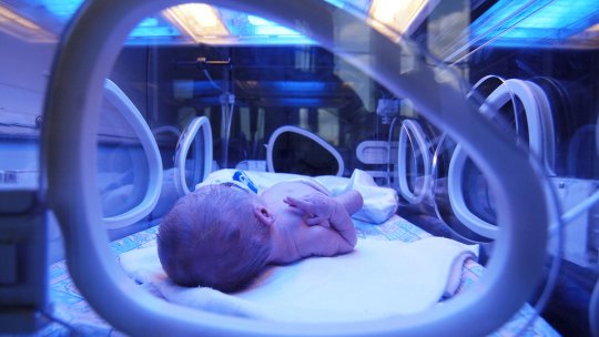 Rata natalităţii a scăzut la nivelul judeţului Braşov