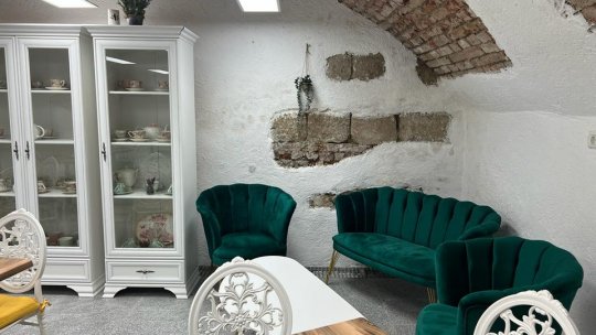 Sera ca laborator școlar și sală de ceai, la Colegiul Național Unirea