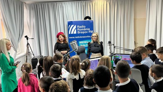 Alți peste 100 de elevi, în vizită la Radio România Brașov FM