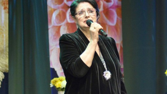 Interviu cu artista Gina Pătrașcu, la Radio România Brașov