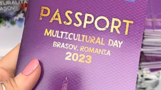 O călătorie prin 25 de țări, direct în Piața Sfatului