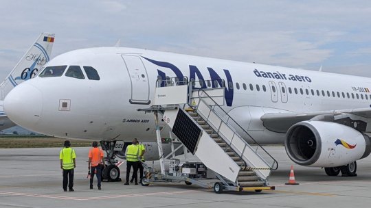 Dan Air își mută complet operațiunile de la Brașov la Bacău din decembrie