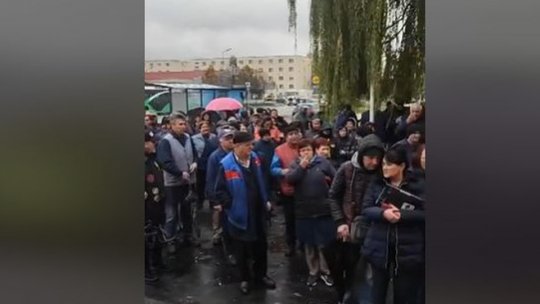 Noi proteste, la această oră, la Brașov! Angajații din industria de Apărare au ieșit în stradă