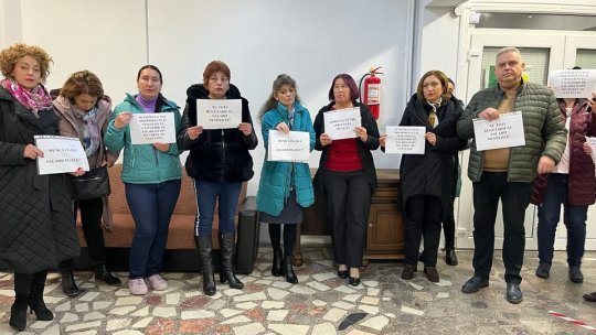VIDEO Protest, astăzi, la DSP Brașov. Angajații nu au lucrat două ore