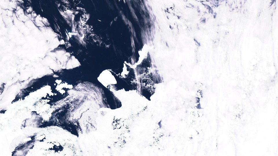 Cel mai mare aisberg din lume se îndreaptă spre Oceanul Antarctic