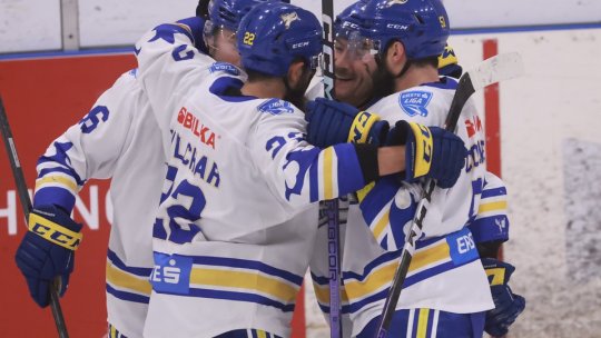 Hochei. Corona, meci tare la Budapesta