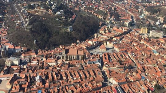 Primarul ar vrea restricționarea traficului în weekend în centrul istoric și Șchei