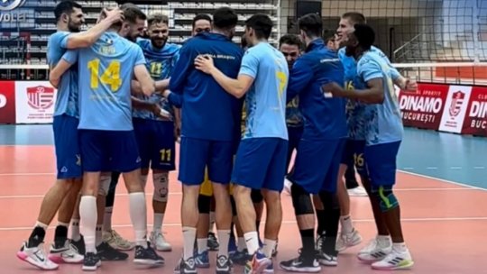 Echipa de volei masculin Corona Brașov a reușit al 9-lea succes consecutiv