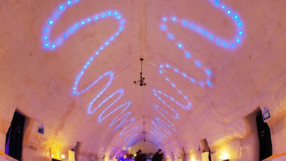 Când se va deschide, iarna aceasta, Hotelul de Gheață de la Bâlea Lac?