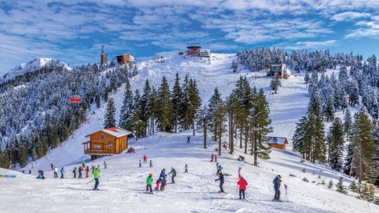 Salvamont Brașov ne învață cum să ne ferim, pe pârtie, de schiorii și snowboarderii indisciplinați