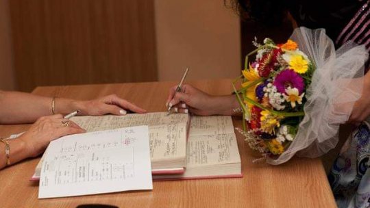Mai puține căsătorii, dar și divorțuri, la Brașov, anul acesta