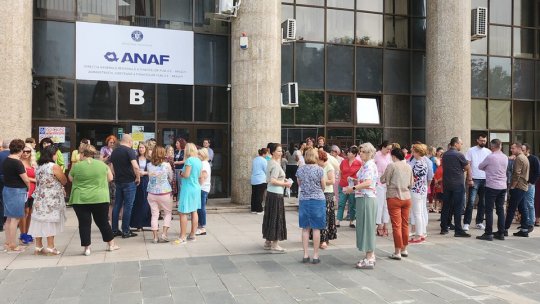 Noul an vine cu modificări fiscale pentru companii şi persoane fizice