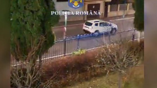 VIDEO Polițiștii brașoveni au reținut două femei acuzate de furt calificat